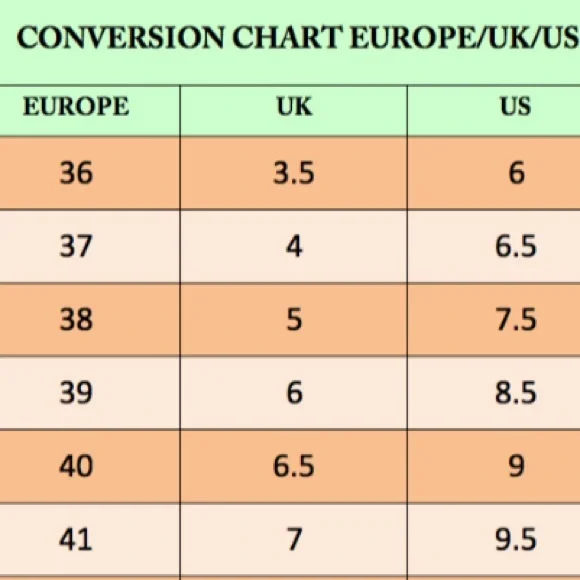 English Roses Embroidered Pumps by Banned Retro - Picture 4 of 10